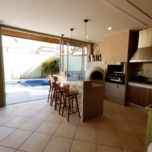 Casa de Condomínio com 4 Quartos para venda ou aluguel, 500m² no Medeiros, Jundiaí