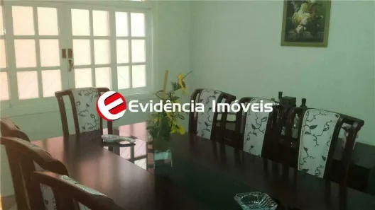 Sobrado com 3 Quartos à venda, 276m² no Vila Gilda, Santo André