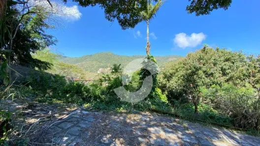 Lote/Terreno à venda, 2766m² no Itaipu, Niterói