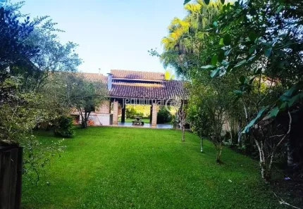 Casa de Condomínio com 4 Quartos à venda, 236m² no Balneário Praia do Pernambuco, Guarujá
