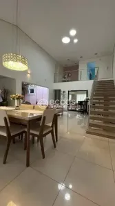 Casa com 3 Quartos à venda, 340m² no Cidade Jardim, Uberlândia
