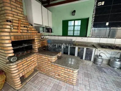 Casa com 3 Quartos à venda, 300m² no Alvorada, Contagem