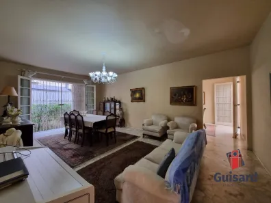Casa com 3 Quartos à venda, 240m² no Centro, Taubaté