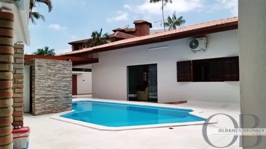 Casa com 5 Quartos à venda, 240m² no Toninhas, Ubatuba