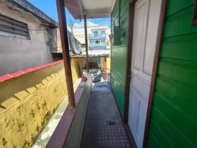 Casa com 2 Quartos à venda, 194m² no Estuário, Santos