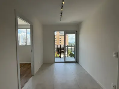 Apartamento com 2 Quartos para alugar, 39m² no Vila Gomes, São Paulo
