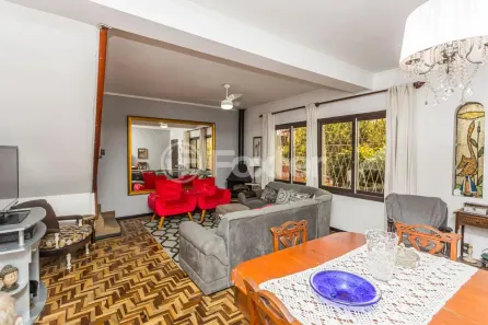 Casa com 3 Quartos à venda, 210m² no Parque Santa Fé, Porto Alegre