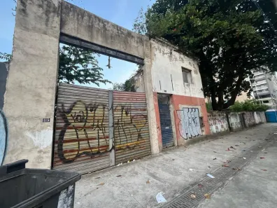 Lote/Terreno para alugar, 600m² no Encruzilhada, Santos