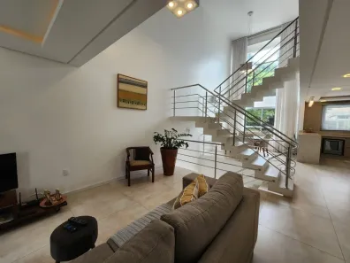 Casa com 3 Quartos à venda, 311m² no Coqueiros, Florianópolis