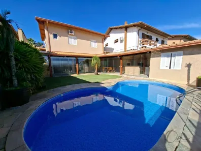 Casa de Condomínio com 4 Quartos à venda, 361m² no São Paulo II, Cotia
