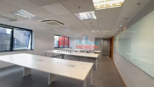 Sala Comercial para alugar, 225m² no Itaim Bibi, São Paulo