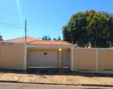 Casa com 3 Quartos à venda, 720m² no Cidade Alta, Cuiabá