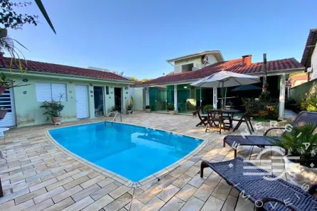 Casa com 4 Quartos à venda, 240m² no Riviera, Bertioga
