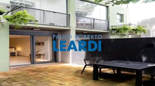 Ponto Comercial com 8 Quartos à venda, 185m² no Jardim das Bandeiras, São Paulo