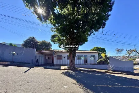 Casa com 3 Quartos para venda ou aluguel, 90m² no Jardim São Pedro, Apucarana
