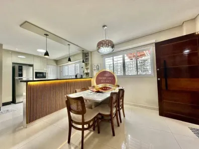 Sobrado com 3 Quartos à venda, 101m² no Guilhermina, Praia Grande