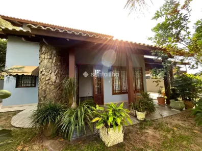 Casa com 4 Quartos para alugar, 200m² no Campeche, Florianópolis