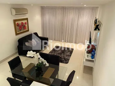 Casa de Condomínio com 3 Quartos à venda, 244m² no Vargem Grande, Rio de Janeiro