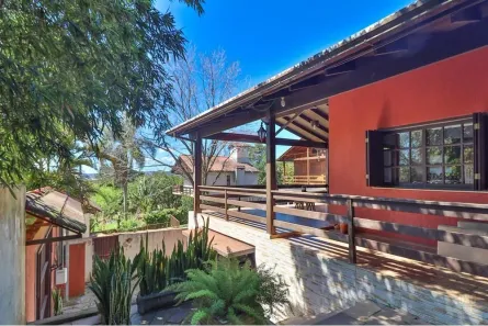 Casa com 2 Quartos à venda, 166m² no Hípica, Porto Alegre