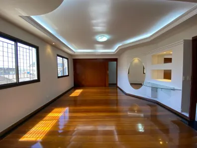 Prédio Comercial à venda, 670m² no Pampulha, Uberlândia