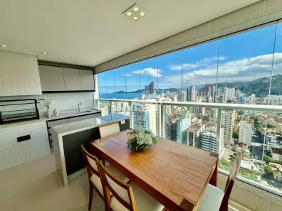 Apartamento com 3 Quartos à venda, 134m² no Gonzaga, Santos