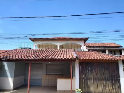 Casa com 3 Quartos à venda, 450m² no Jardim, Saquarema