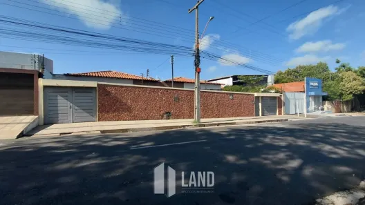 Casa com 5 Quartos à venda, 840m² no Vermelha, Teresina