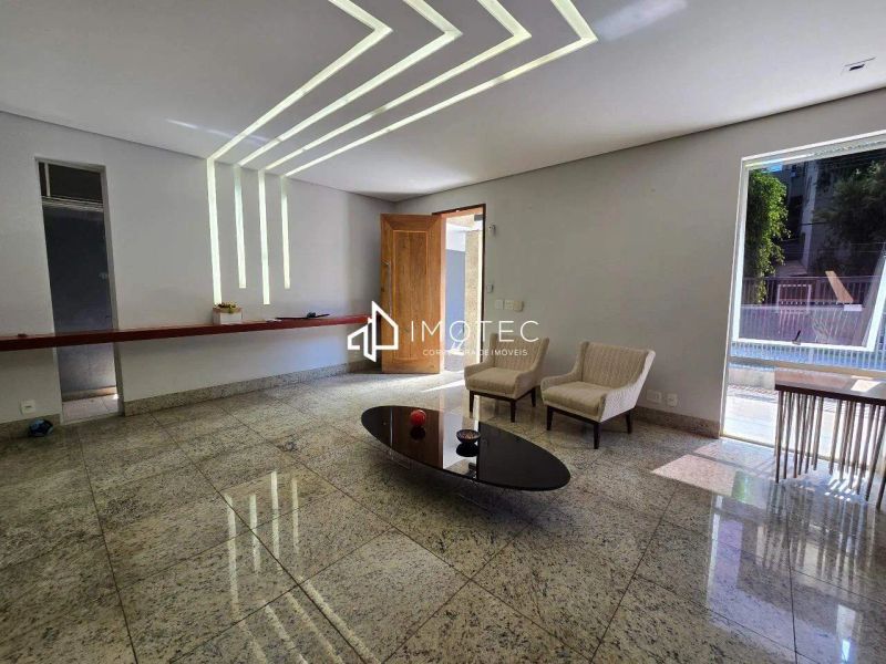 Casa com 3 quartos — Serra, Belo Horizonte