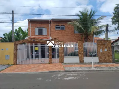 Sobrado com 3 Quartos à venda, 240m² no Residencial Santa Maria, Valinhos