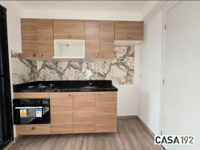 Apartamento com 2 Quartos para alugar, 35m² no Jardim Aeroporto, São Paulo