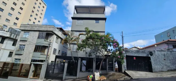 Apartamento com 3 Quartos para alugar, 141m² no Sagrada Família, Belo Horizonte