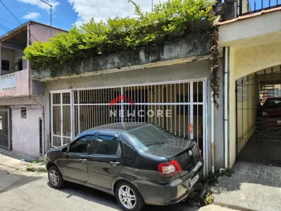 Casa com 3 Quartos à venda, 140m² no Vila Carmosina, São Paulo