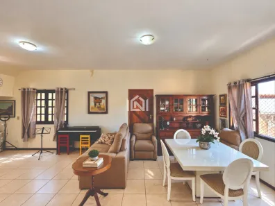 Casa de Condomínio com 3 Quartos à venda, 132m² no Parque Ideal, Carapicuíba