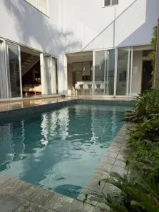 Sobrado com 3 Quartos à venda, 293m² no Zona 04, Maringá