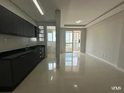Apartamento com 2 Quartos à venda, 71m² no Barreiros, São José
