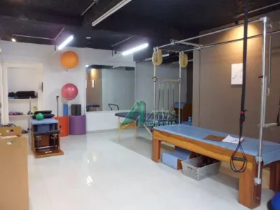 Imóvel Comercial com 3 Quartos à venda, 480m² no Serra, Belo Horizonte