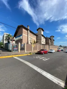 Sobrado com 3 Quartos à venda, 118m² no Vila Monte Carlo, Cachoeirinha