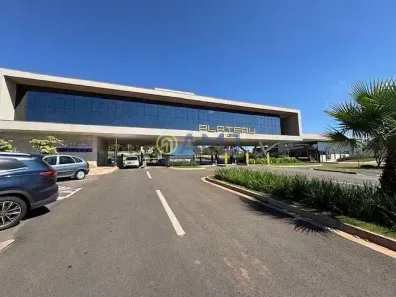 Sobrado com 5 Quartos à venda, 510m² no Parque Cidade, Goiânia