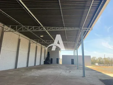 Galpão/Depósito/Armazém para alugar, 800m² no Distrito Industrial, Uberlândia