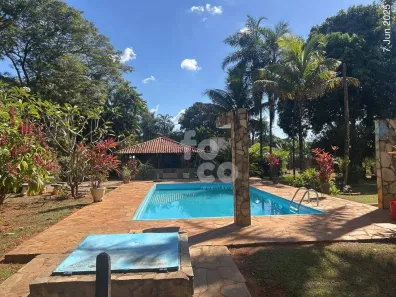 Fazenda/Sítio com 3 Quartos à venda, 100m² no Chácaras Eldorado, Uberlândia