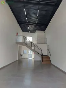 Galpão/Depósito/Armazém para alugar, 130m² no Jardim dos Estados, Taubaté