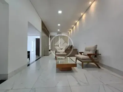 Casa com 4 Quartos à venda, 450m² no Jardim Europa, Goiânia