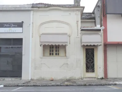 Casa com 4 Quartos à venda, 262m² no Centro, Guaratinguetá