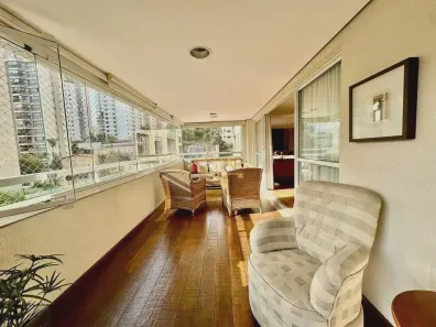 Apartamento com 3 Quartos à venda, 210m² no Campo Belo, São Paulo
