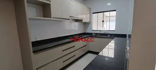 Casa com 3 Quartos para alugar, 100m² no Jardim Tókio, Londrina