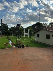 Fazenda/Sítio com 3 Quartos à venda, 10m² no , Hidrolândia