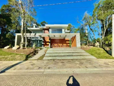 Casa com 3 Quartos à venda, 600m² no Carniel, Gramado