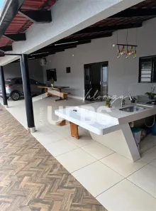 Casa com 5 Quartos à venda, 257m² no Parque das Flores, Goiânia