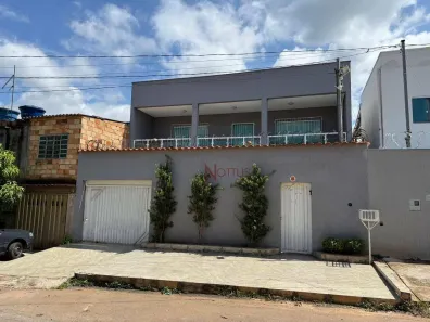 Casa com 3 Quartos à venda, 400m² no , Mateus Leme