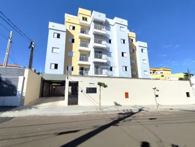 Apartamento com 2 Quartos para alugar, 53m² no Cidade Jardim, São Carlos